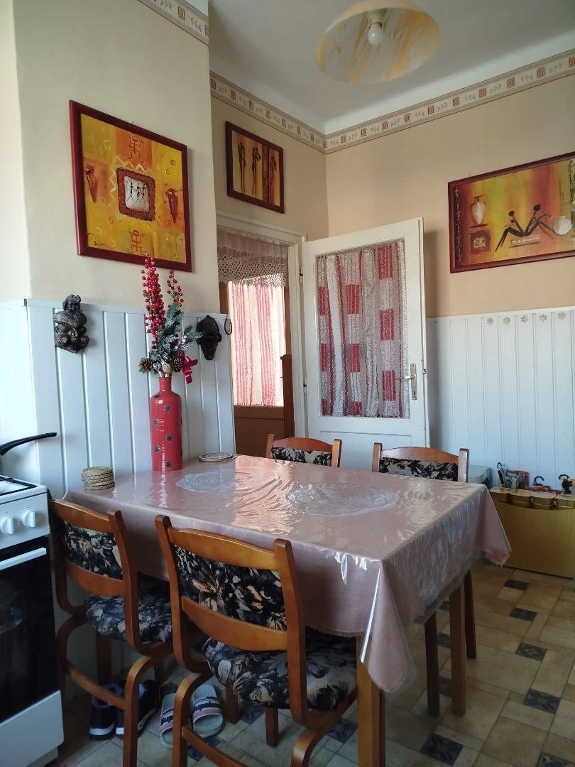 Eladó családi ház Pécsen - Kép 19