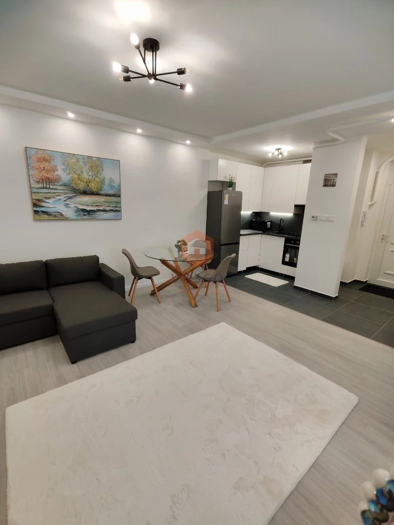 Eladó tégla lakás Pécsen - Kép 10