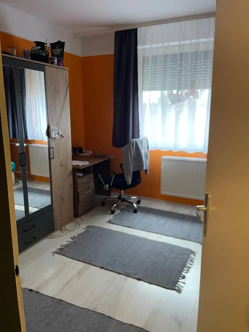 Eladó tégla lakás Győrött - Kép 9