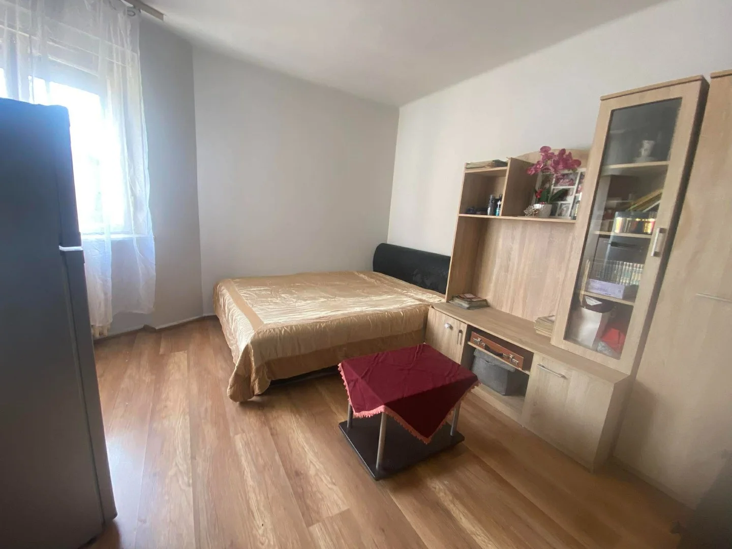 Eladó tégla lakás Dunaújvárosban - Kép 3