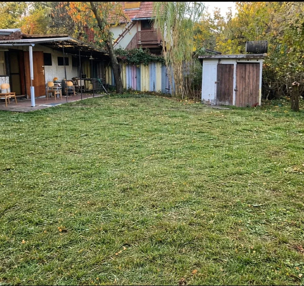 Eladó önálló nyaraló nyaraló / üdülő Balatonfűzfőn