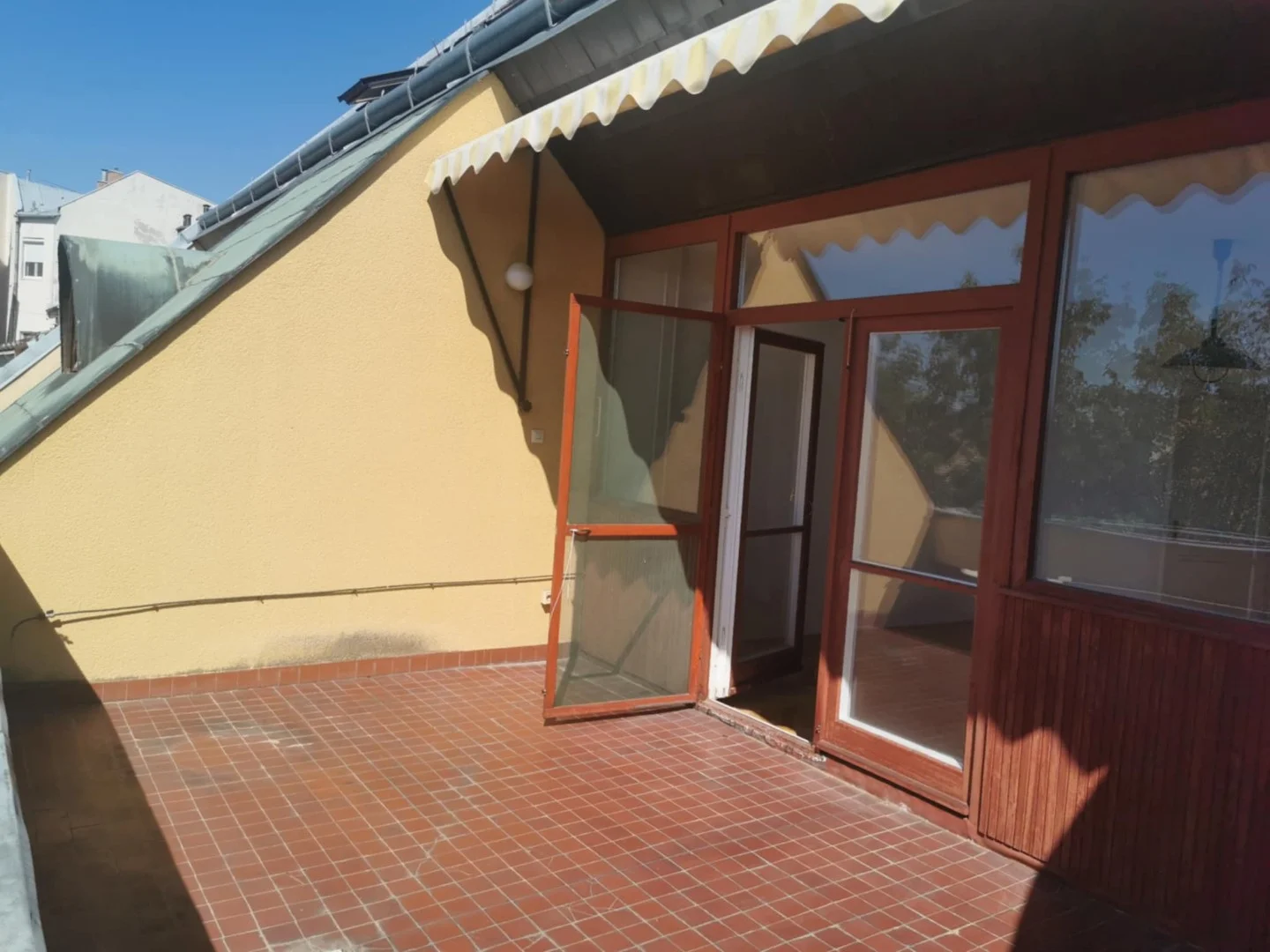 Eladó tégla lakás Pécsen - Kép 7