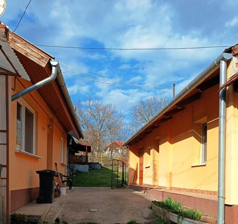 Eladó házrész Szokolya Fő út