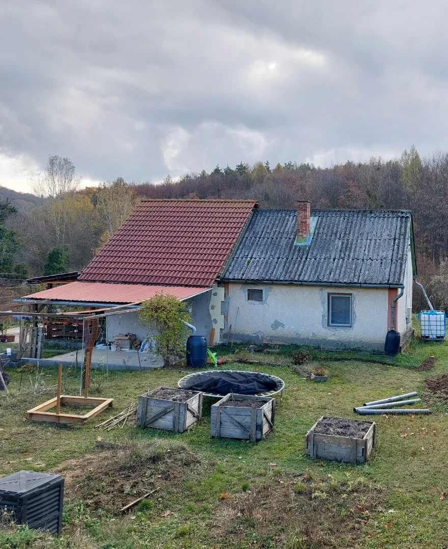 Eladó családi ház Komlón - Kép 17