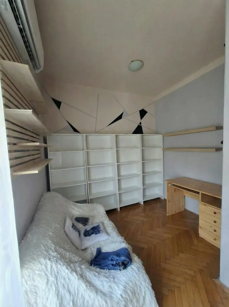 Eladó tégla lakás Pécsen - Kép 10