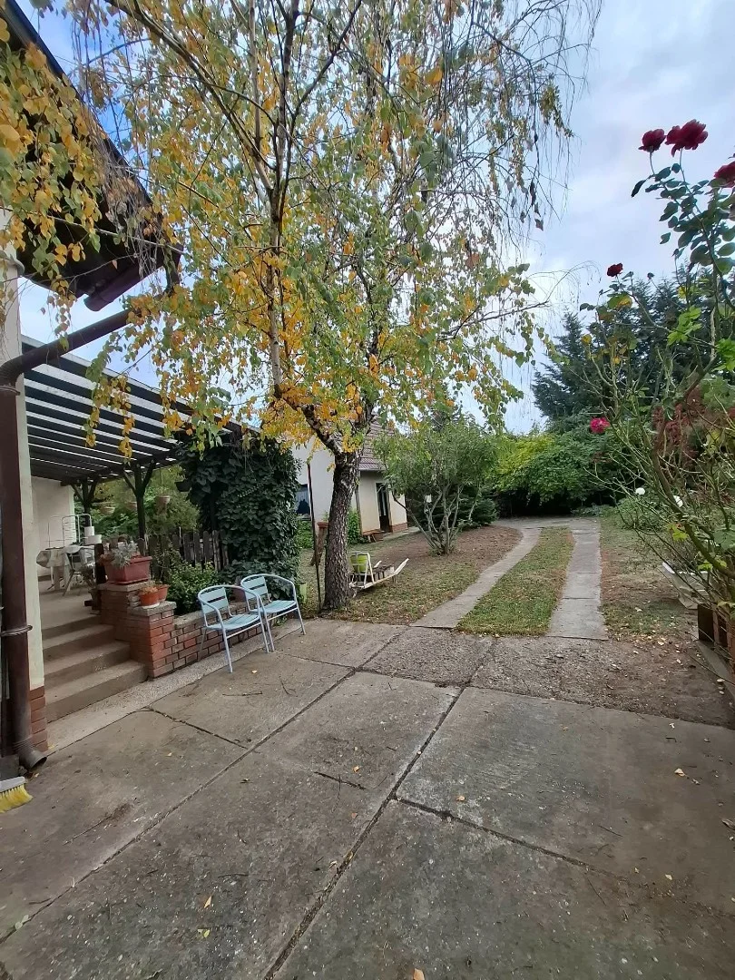 Eladó családi ház Szegeden - Kép 8