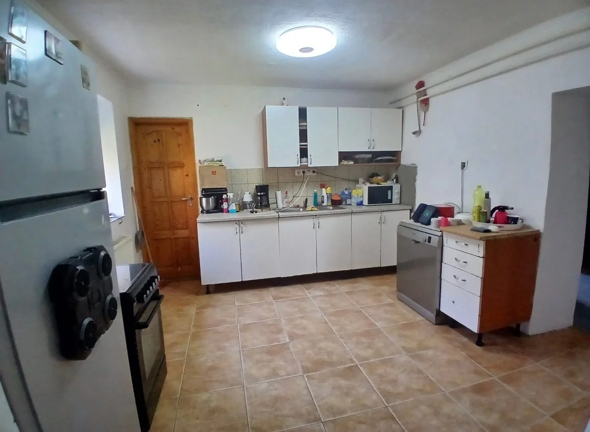 Eladó családi ház Siklóson - Kép 8