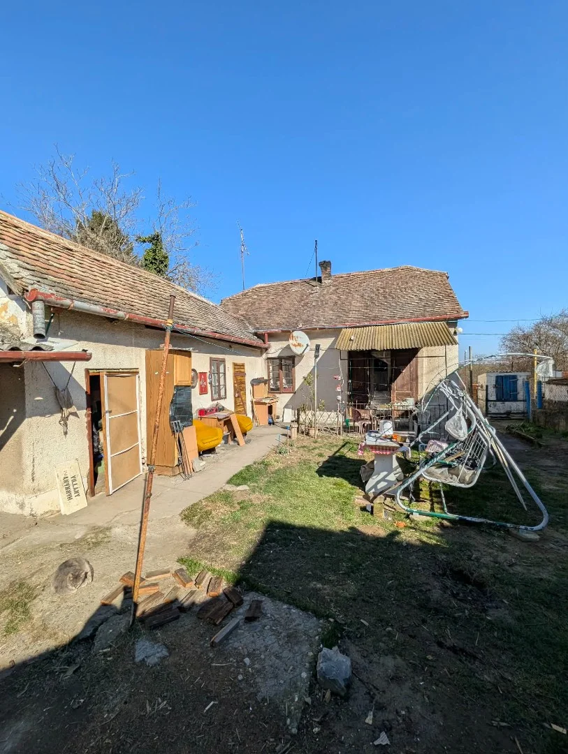 Eladó családi ház Pécsen