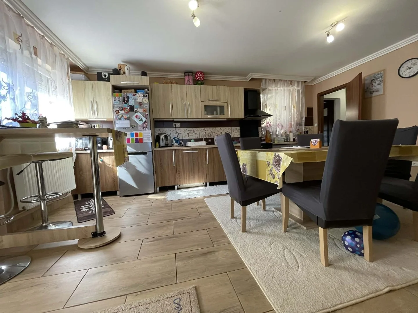 Eladó családi ház Nyíregyházán - Kép 3