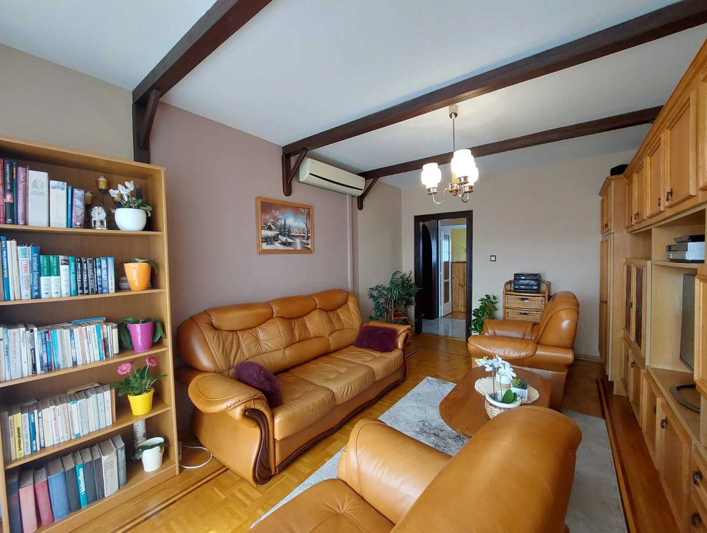 Eladó panel lakás Pécsen