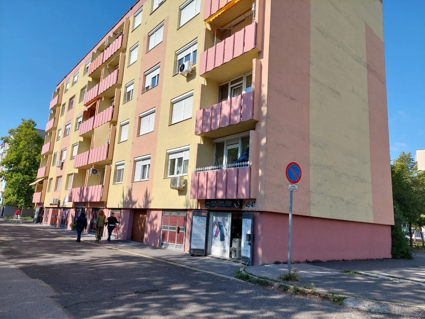 Eladó panel lakás Kecskeméten - Kép 5