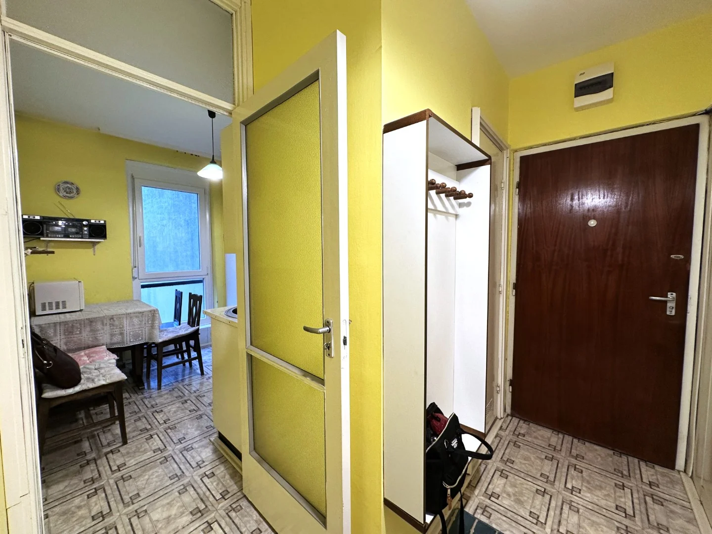 Eladó panel lakás Pécsen - Kép 8