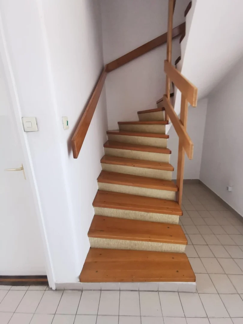 Eladó tégla lakás Pécsen - Kép 9