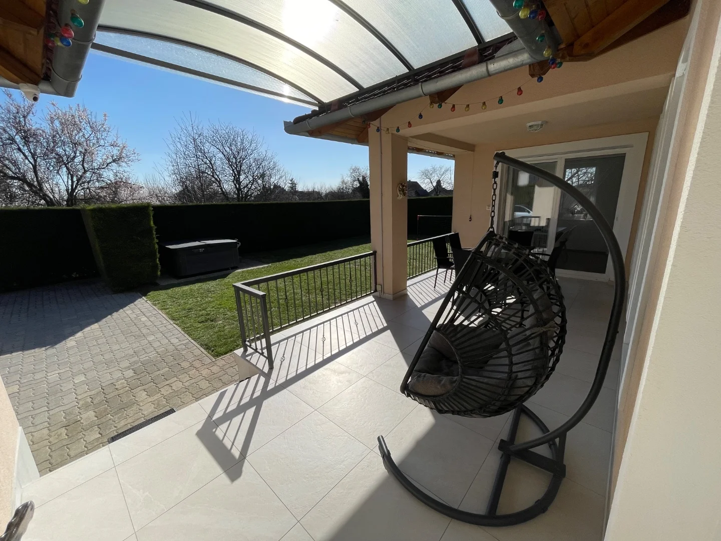 Eladó családi ház Pécsen - Kép 3