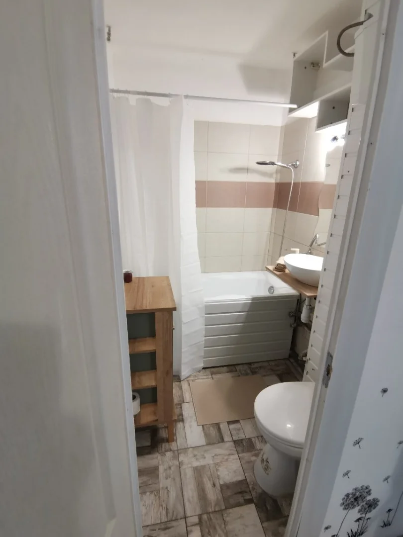Eladó panel lakás Nyíregyházán - Kép 10