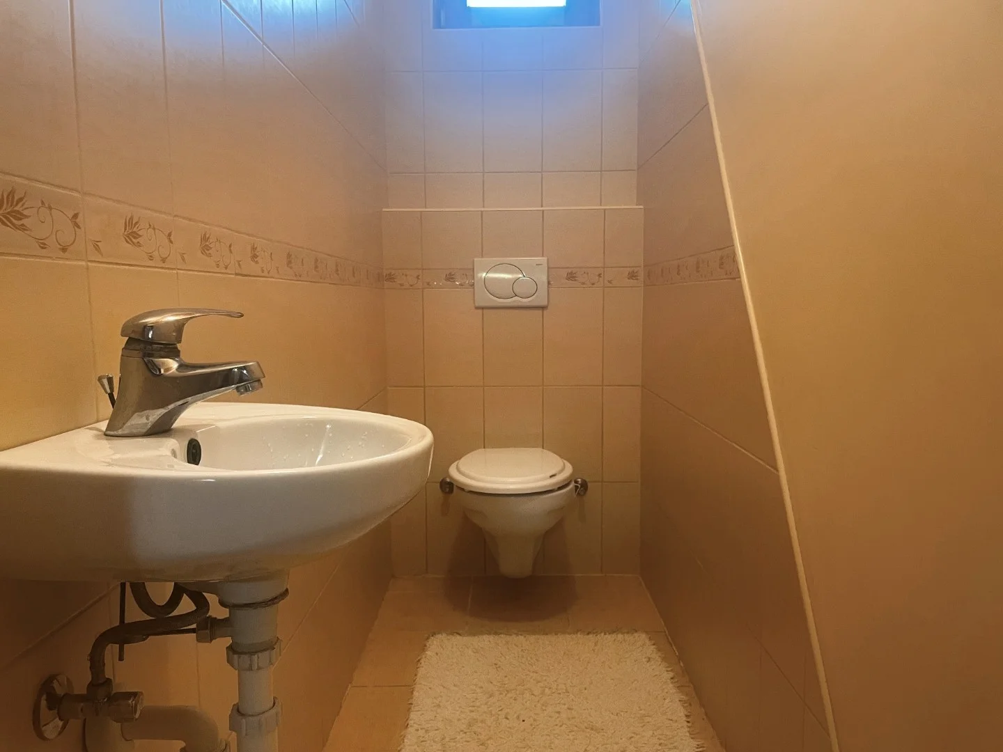 Eladó családi ház Császártöltésen - Kép 11