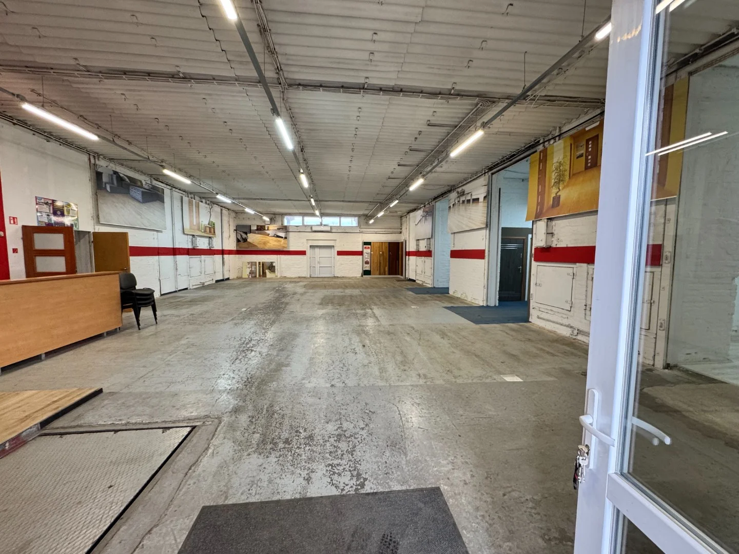 Eladó raktár ipari / raktár Pécs Megyeri - Kép 2