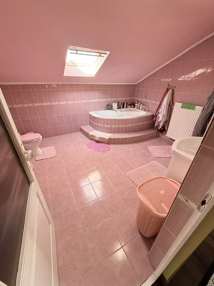 Eladó családi ház Izsófalvan - Kép 6