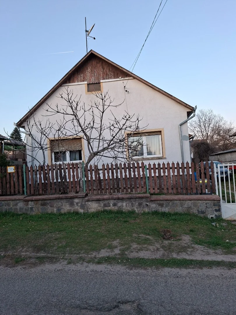 Eladó családi ház Kerepesen