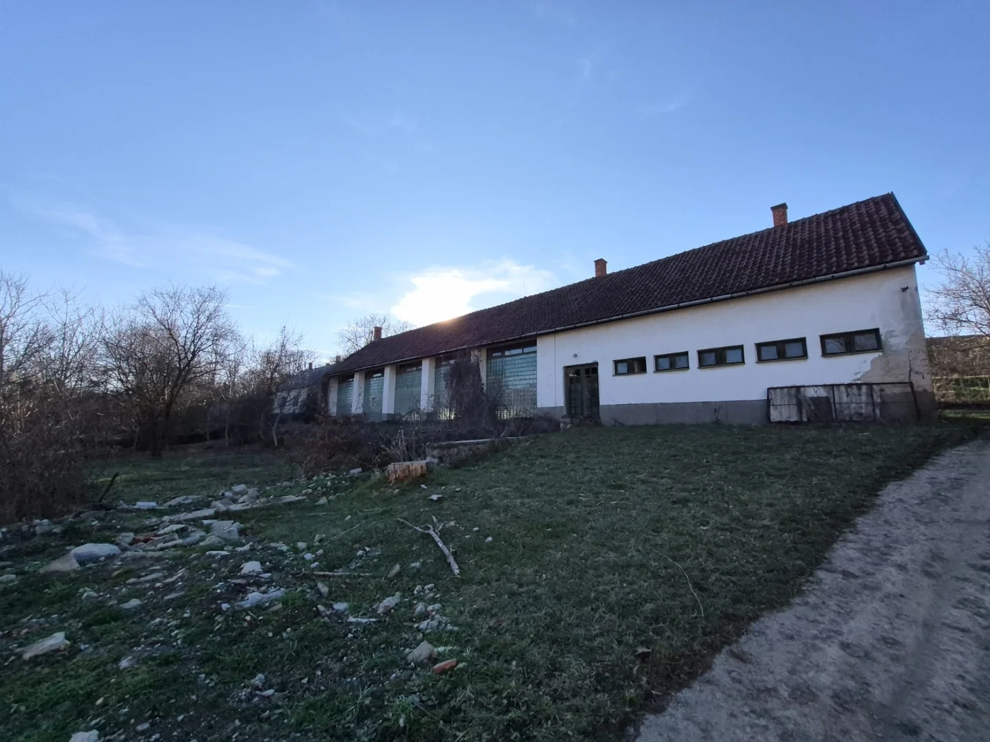 Eladó intézmény iroda / üzlet / kereskedelmi / szolgáltató Bakócan - Kép 17