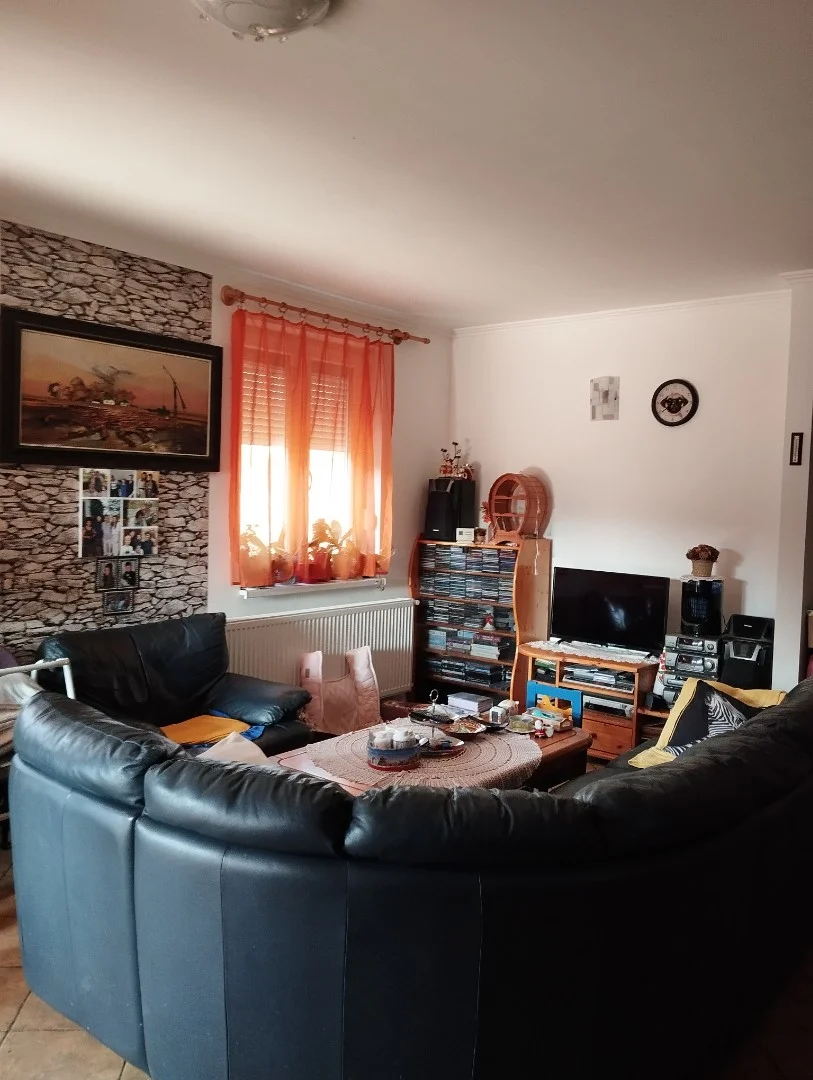 Eladó családi ház Erdőkertesen - Kép 15