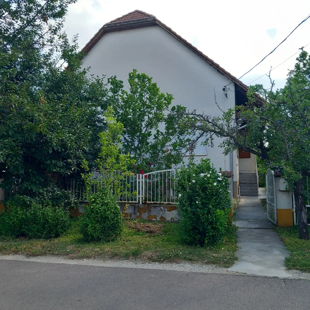 Eladó családi ház Mezőkövesden - Kép 3