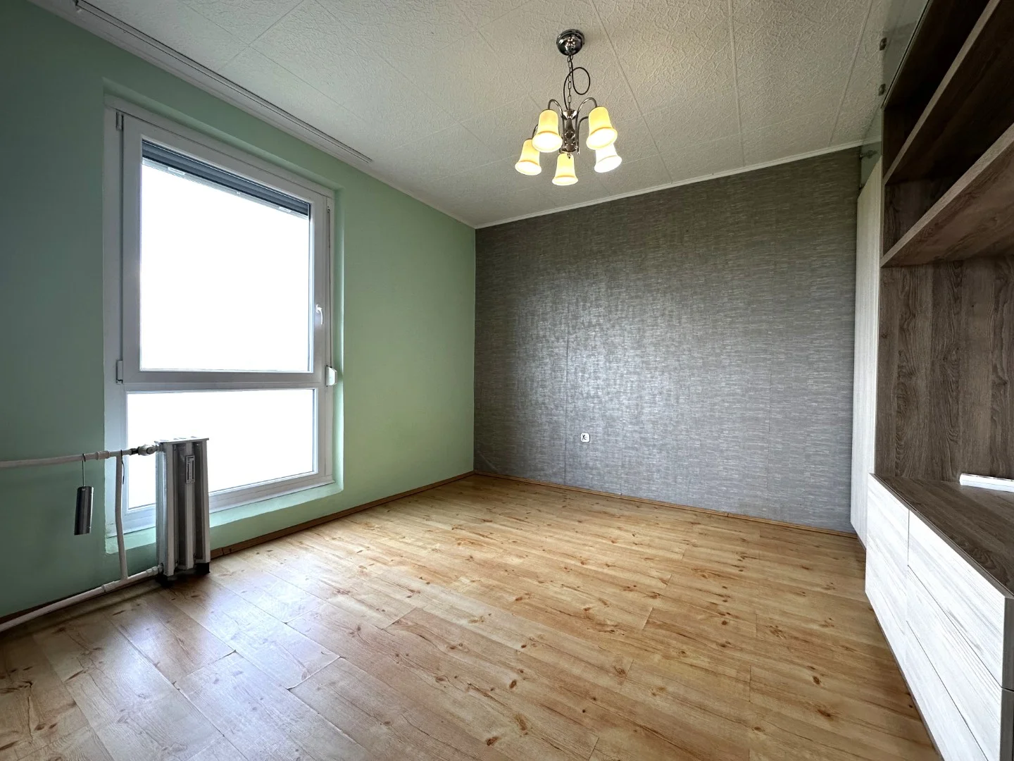 Eladó panel lakás Pécsen - Kép 5