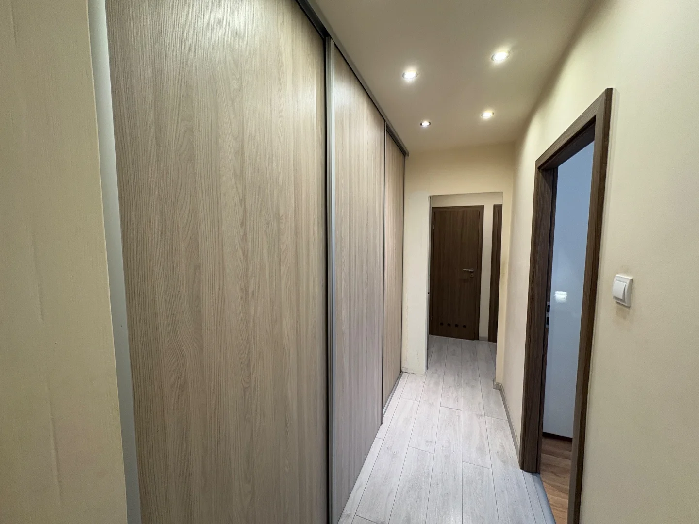 Eladó panel lakás Debrecen Derék utca - Kép 7