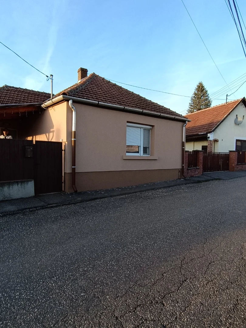 Eladó családi ház Szerencs Árpád utca