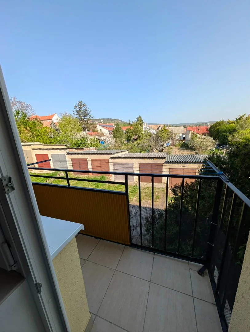 Kiadó tégla lakás Pécs Endre - Kép 6