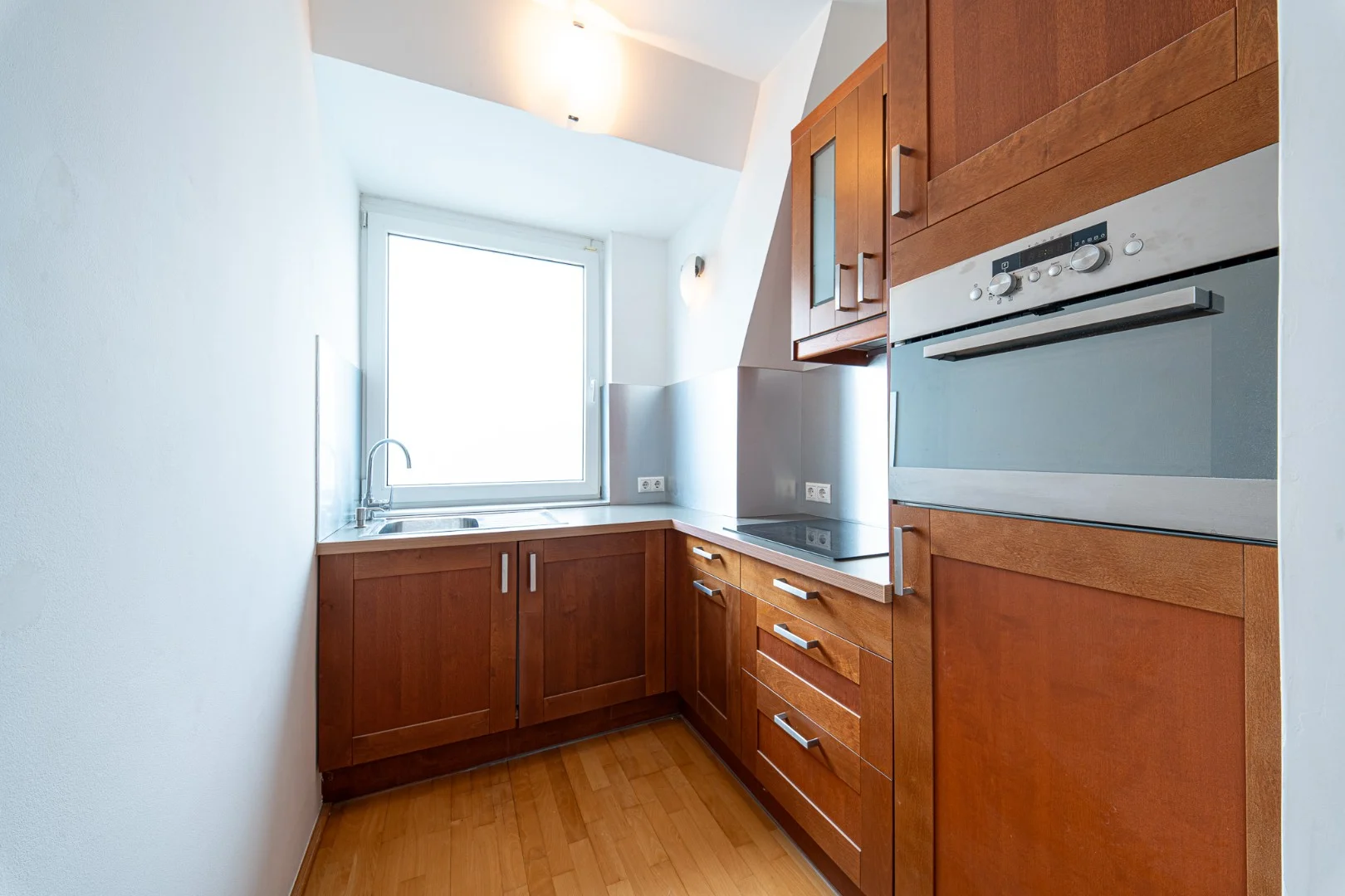 Eladó családi ház Budapest 02. ker. Adyliget (HZ022754) - Kép 17