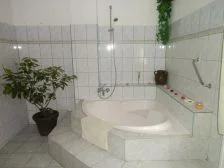 Kiadó családi ház Csesztreg Fő út 12 - Kép 5