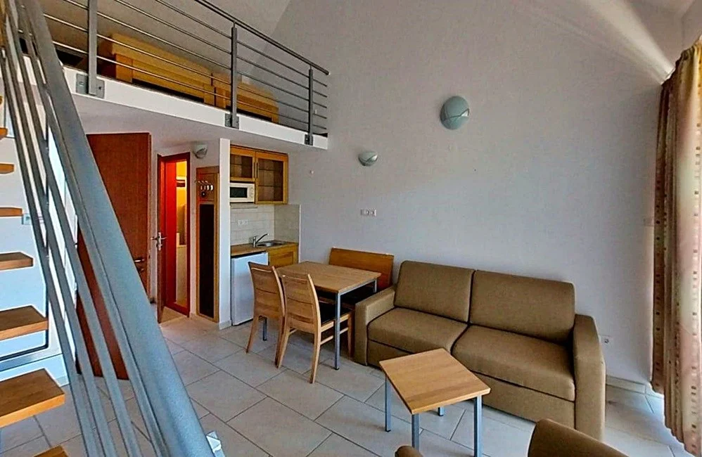 Eladó hotel, szálloda iroda / üzlet / kereskedelmi / szolgáltató Gyula Tiborcz utca - Kép 16