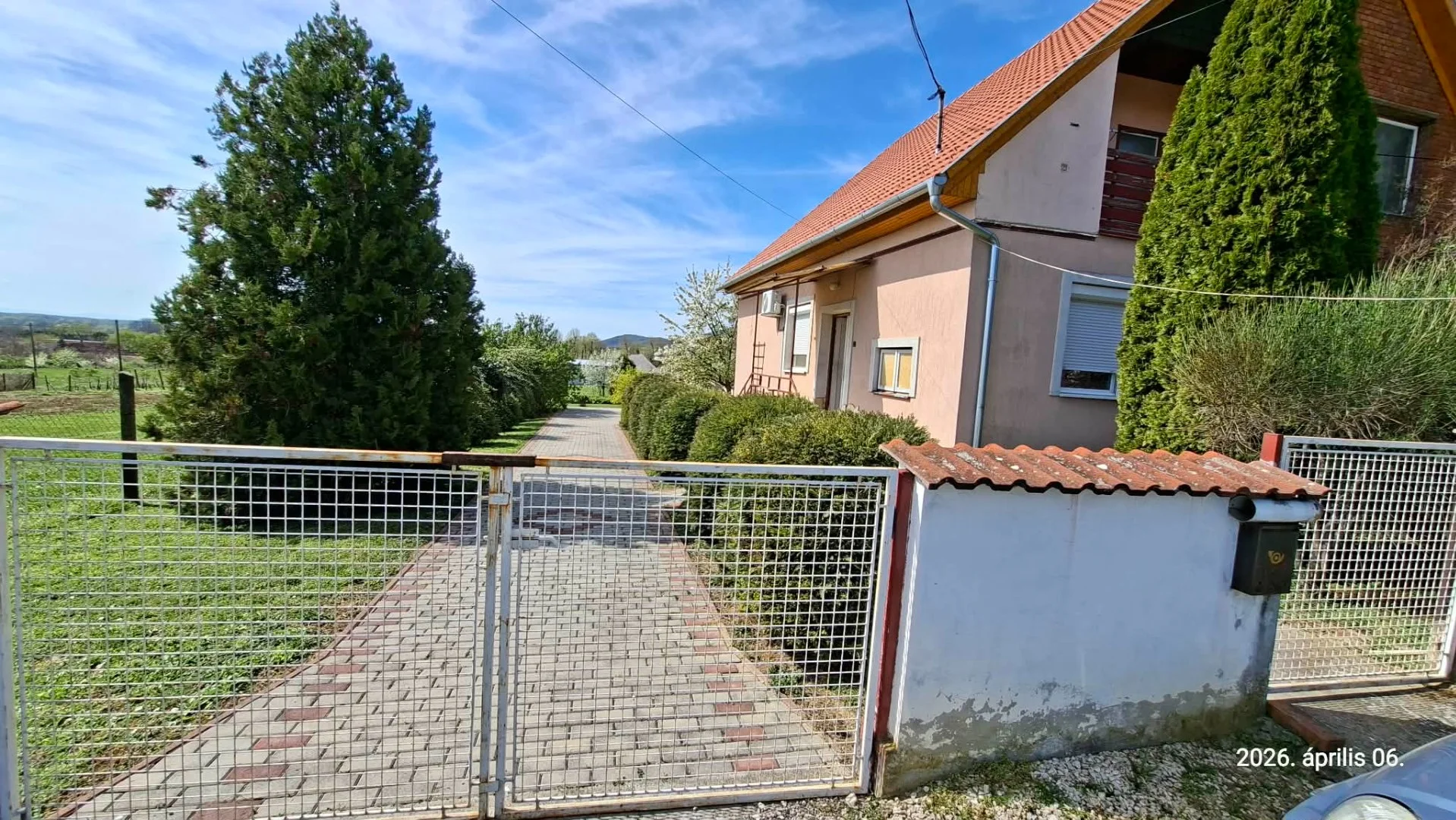 Eladó családi ház Siklós Vujicsics Tihamér utca