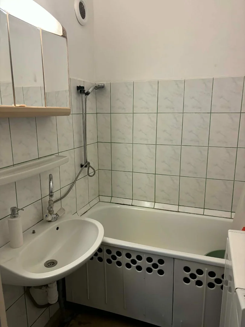 Eladó panel lakás Szeged Lomnici utca - Kép 10
