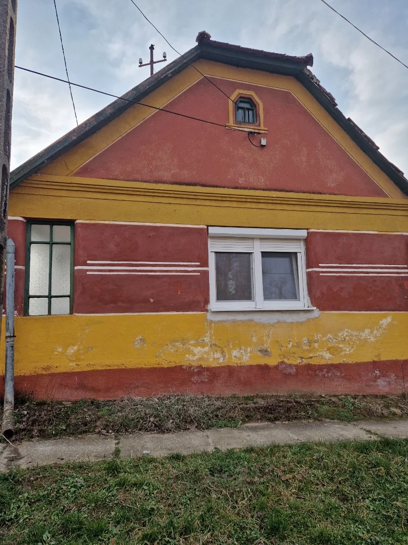 Eladó családi ház Tolnanémedi Széchenyi