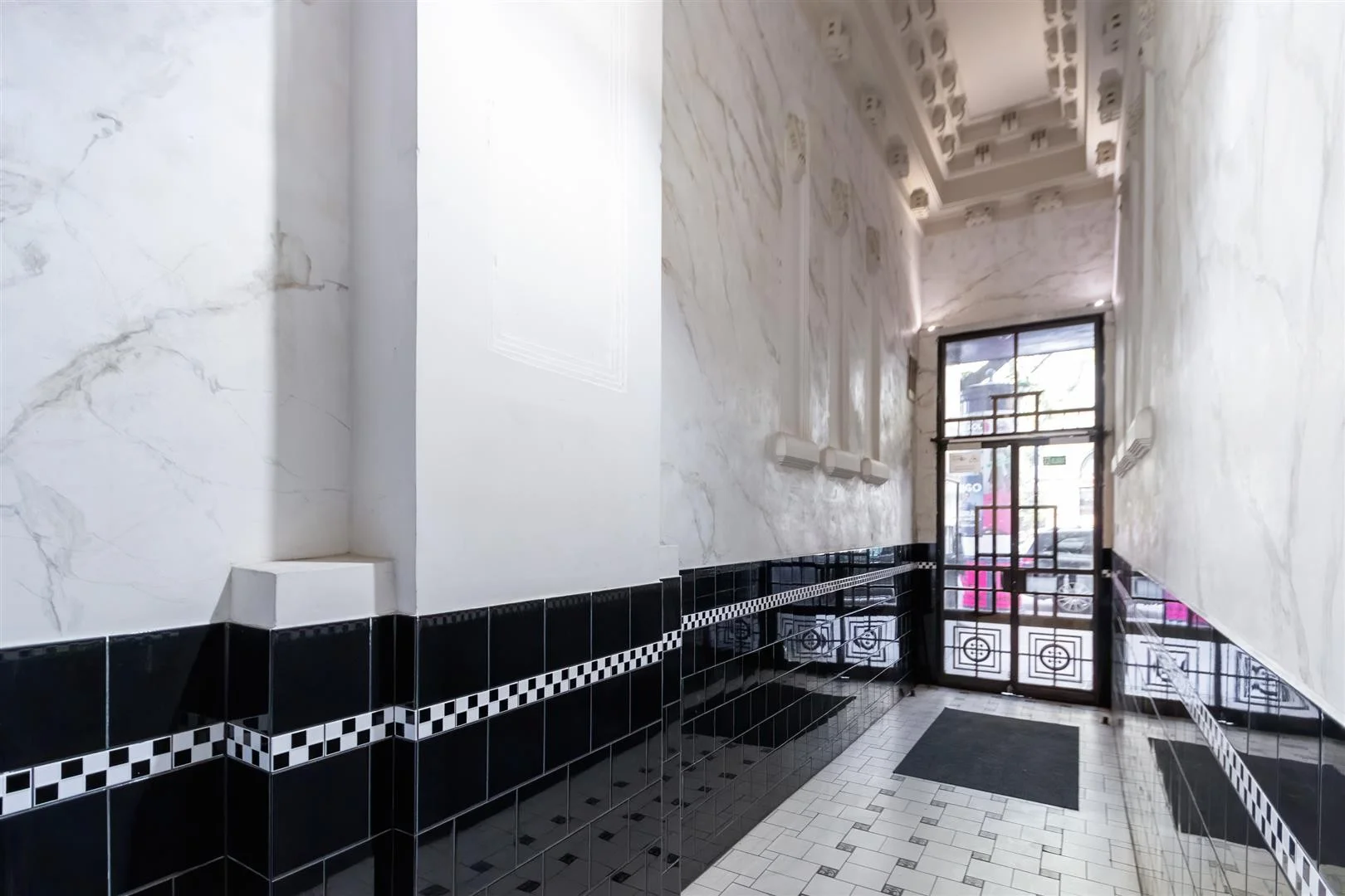 Eladó tégla lakás Budapest 06. ker. Andrássy út - Kép 9