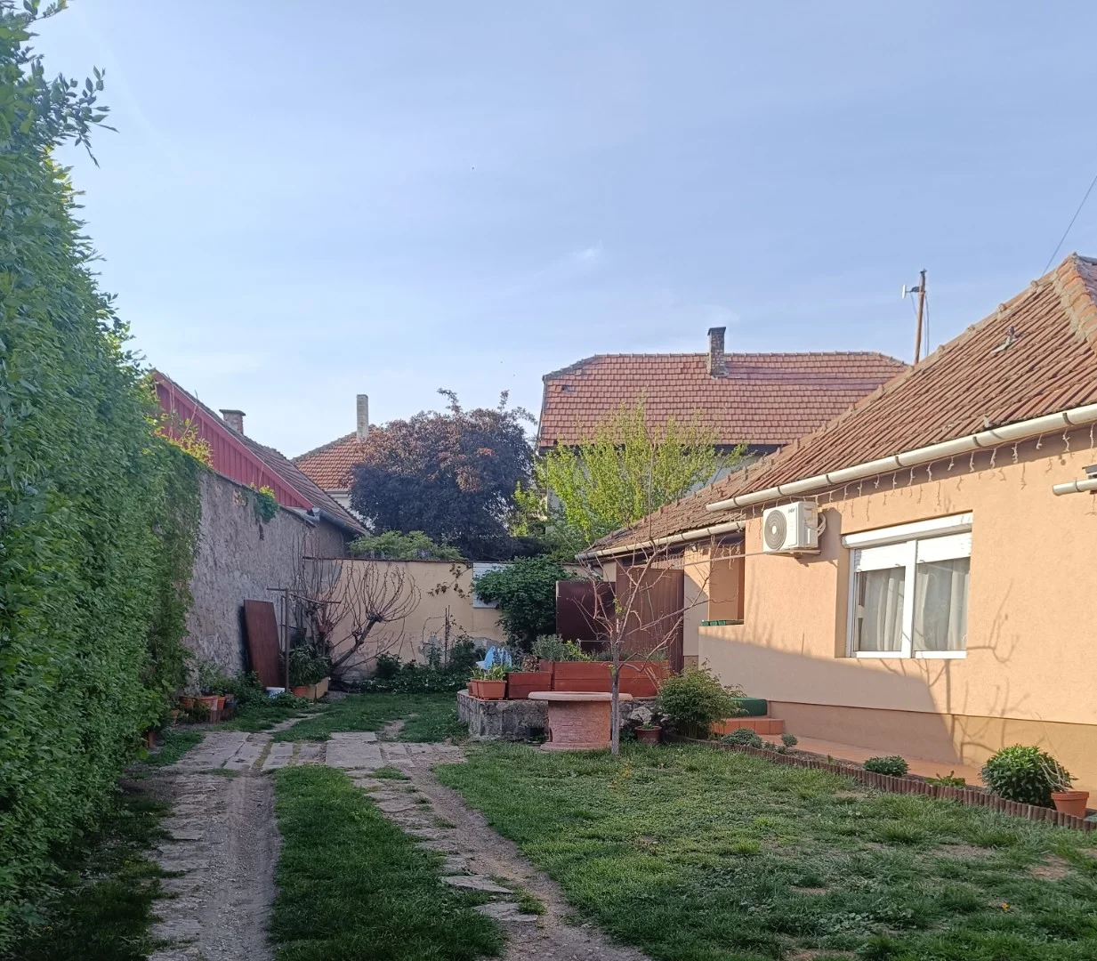 Eladó családi ház Szerencs Árpád utca - Kép 2