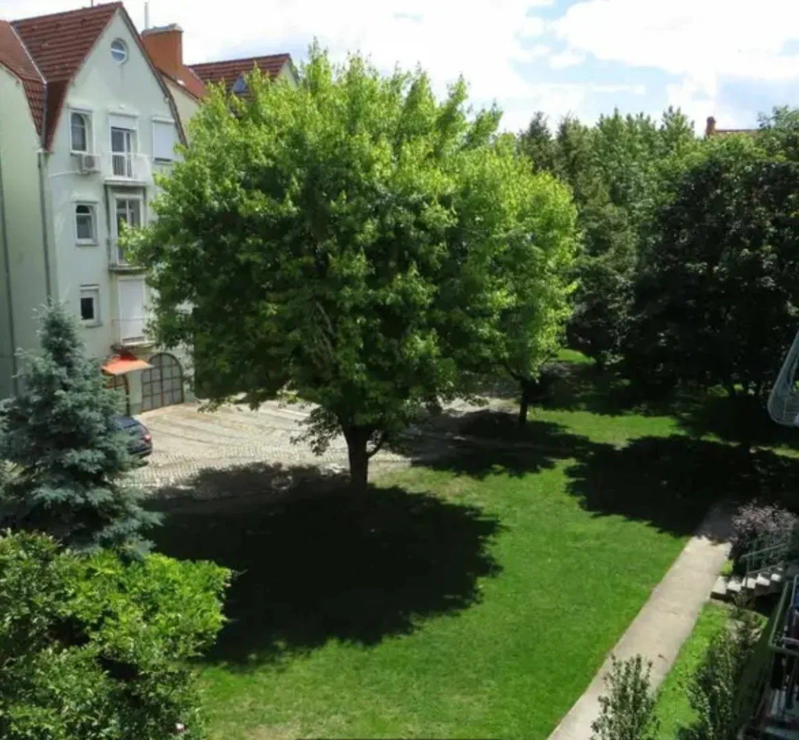 Eladó tégla lakás Dunakeszi Madách Imre utca