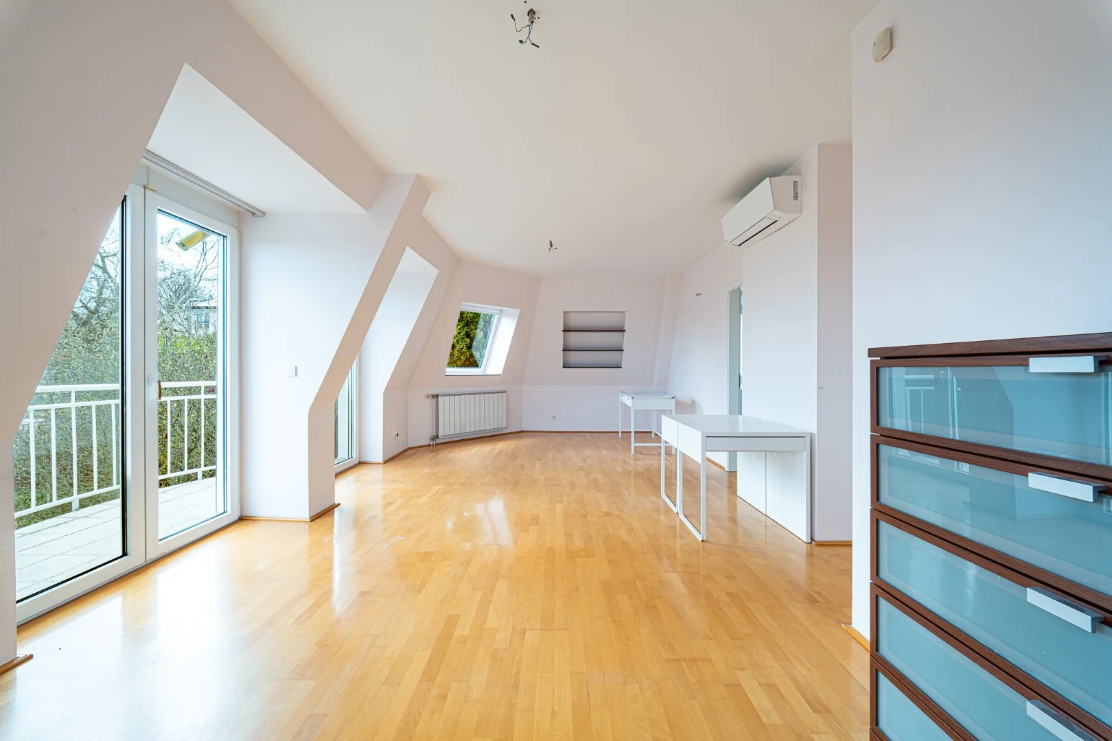 Eladó családi ház Budapest 02. ker. Adyliget (HZ022754) - Kép 3