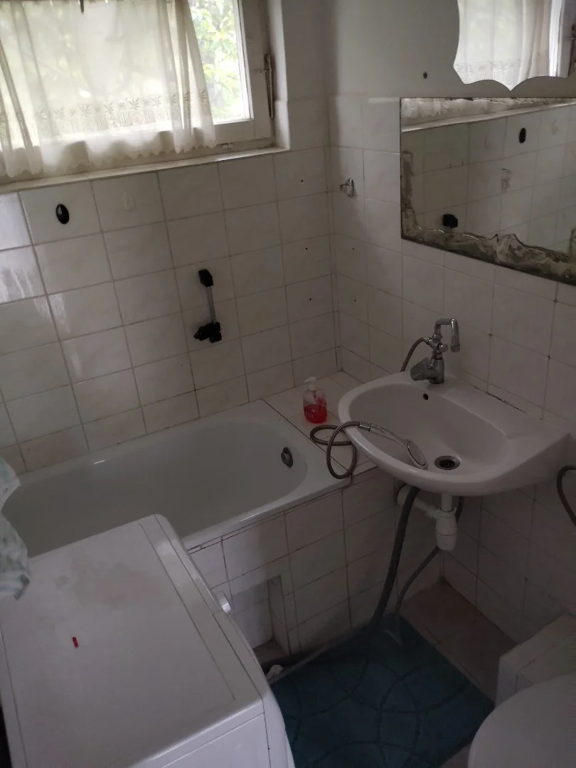 Kiadó ikerház Velence Csemete utca - Kép 4