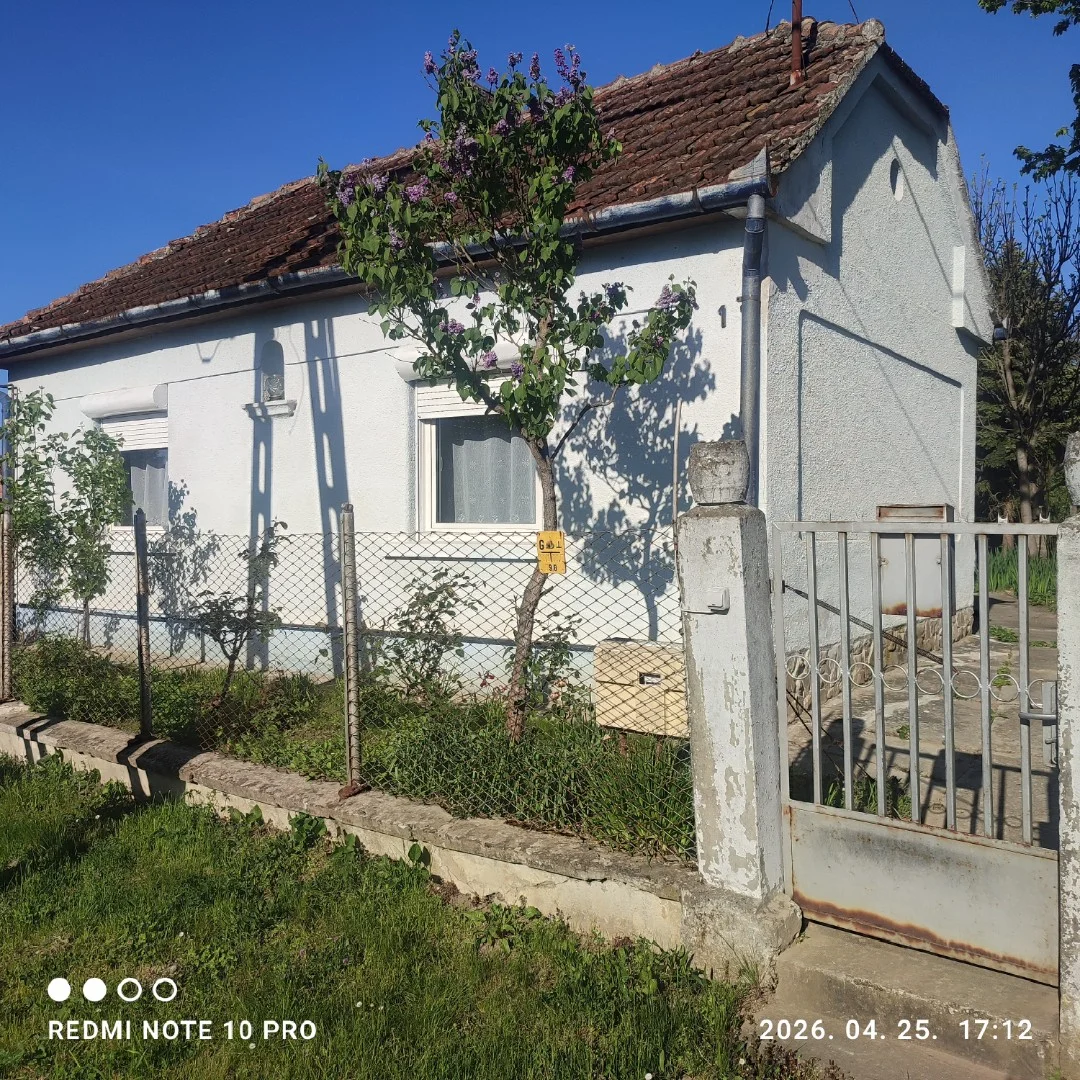 Eladó családi ház Őrtilos Kossuth.ut.