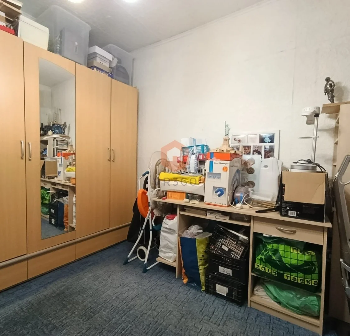 Eladó panel lakás Pécs Aidenger János - Kép 4