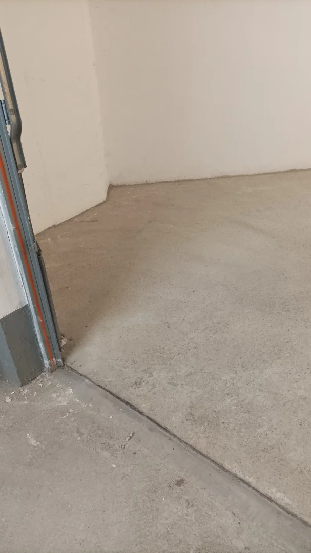 Eladó garázs garázs / beálló Debrecen Szoboszlói út - Kép 2