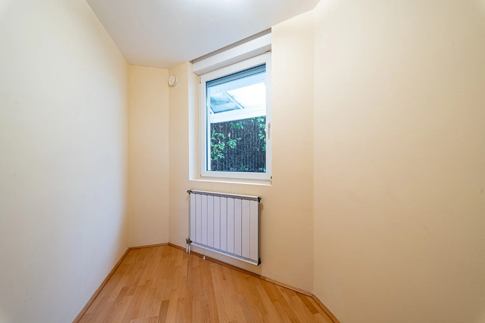 Eladó családi ház Budapest 02. ker. Adyliget (HZ022754) - Kép 13