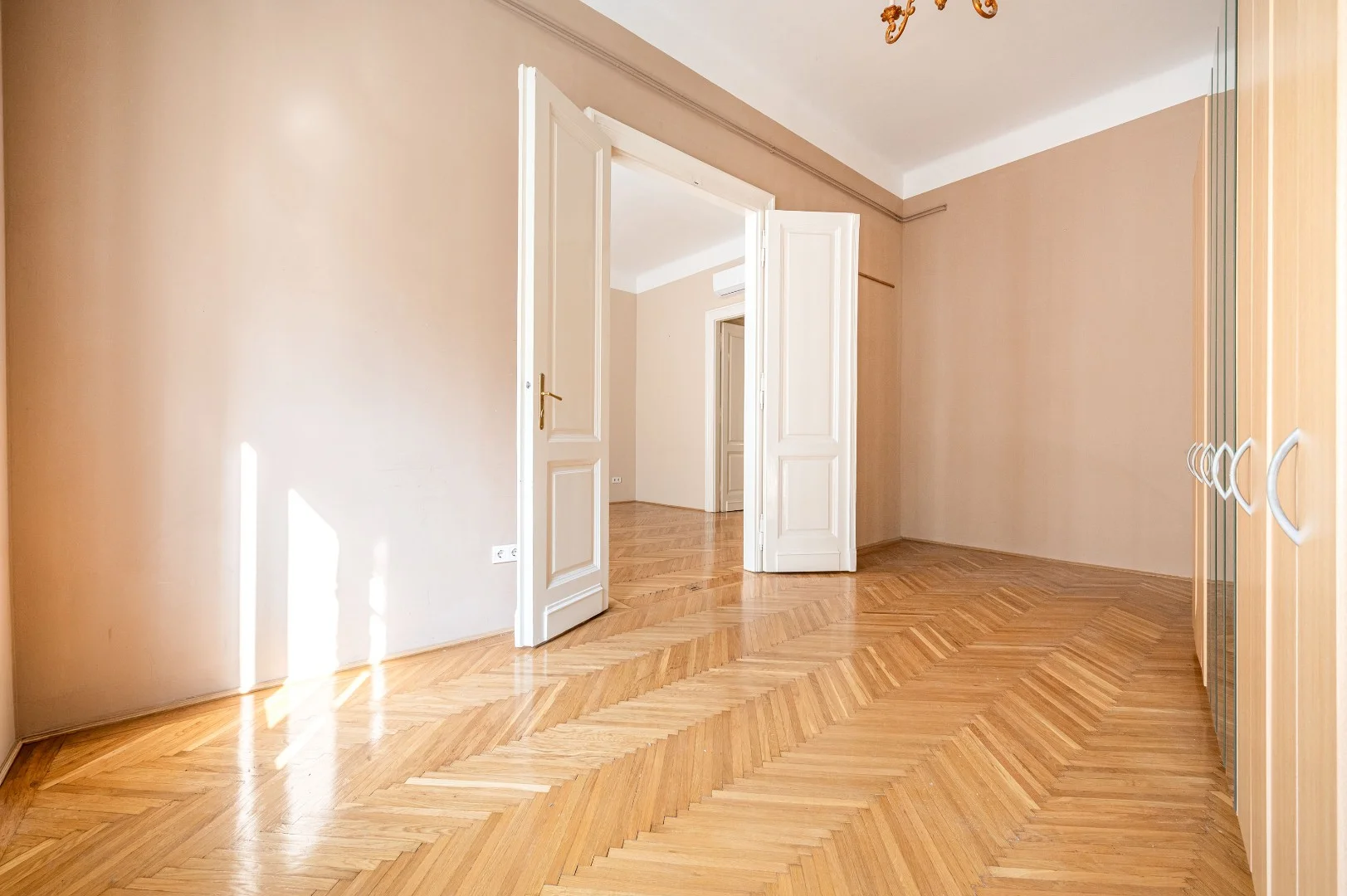 Eladó tégla lakás Budapest 11. ker. Bartók Béla út - Kép 5