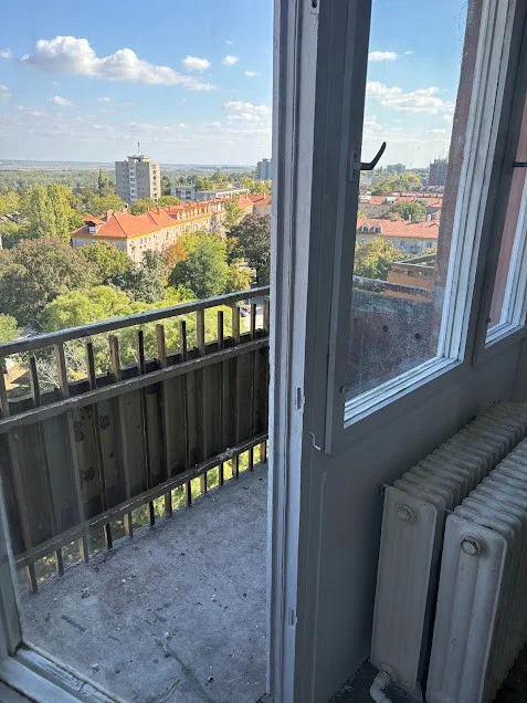 Eladó panel lakás Dunaújváros Apáczai Csere János út