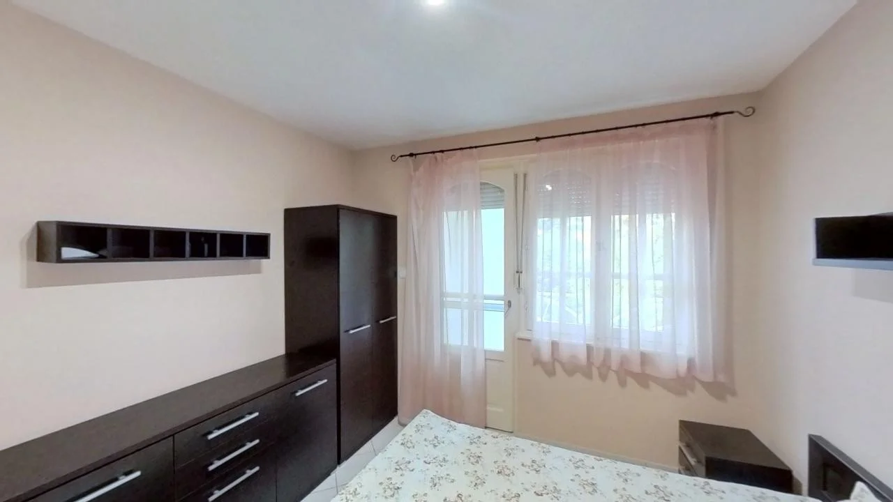 Kiadó tégla lakás Békéscsaba Lázár utca - Kép 8