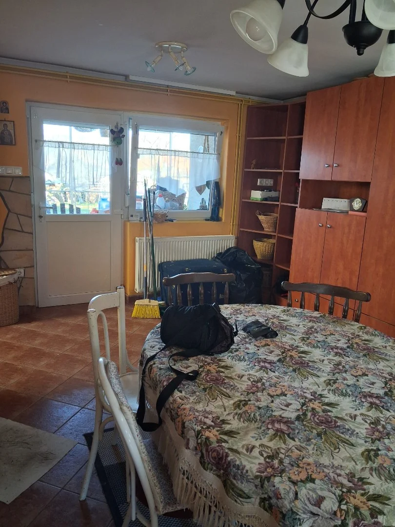 Eladó családi ház Bakonycsernye - Kép 8