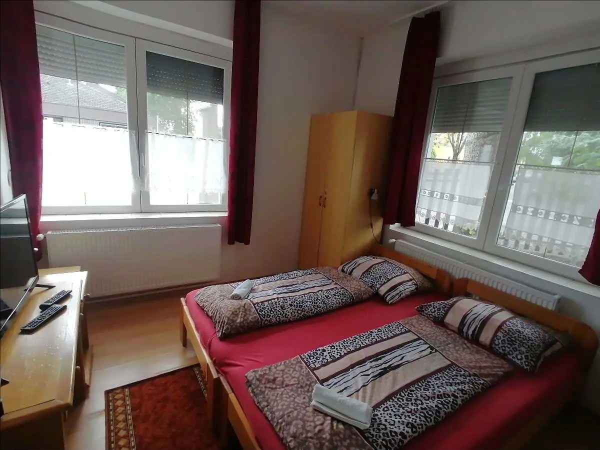 Eladó hotel, szálloda iroda / üzlet / kereskedelmi / szolgáltató Fonyód Vitorlás utca - Kép 5